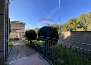 Balcone - Casa semi indipendente Via Paganini
 
6, Cesate - foto 17