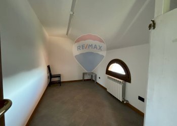 Stanza vuota - Casa semi indipendente Via Paganini
 
6, Cesate - foto 31