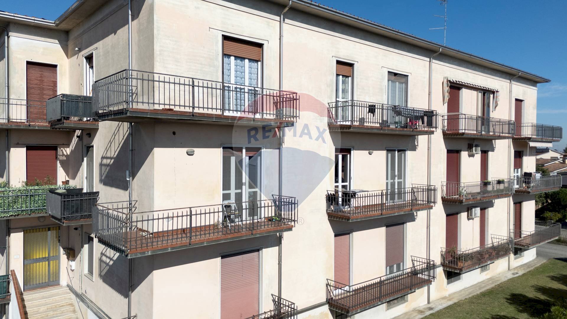 Edificio all\'aperto - Four-room apartment Via Europa
 
26, Sabbioneta - photo 1