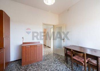 Sala da pranzo - Quadrilocale Via Europa
 
26, Sabbioneta - foto 35