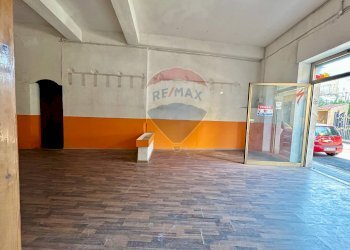 Parcheggio - Locale Commerciale Via Vincenzo La Rocca
 
16, Nola - foto 20