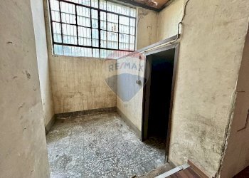 Stanza vuota - Locale Commerciale Via Vincenzo La Rocca
 
16, Nola - foto 29