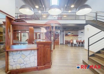 Ricezione / Lobby - Commercial Premises Via Delle Industrie
23/7, Venezia - photo 3