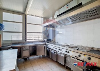 Cucina - Commercial Premises Via Delle Industrie
23/7, Venezia - photo 7