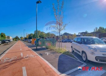 Edificio all\'aperto - Commercial Premises Via Delle Industrie
23/7, Venezia - photo 27