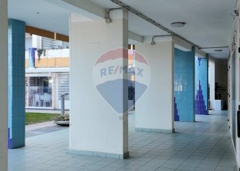 Hall / corridoio - Locale Commerciale Lungomare Goffredo Mameli
 
265/B, Senigallia - foto 6