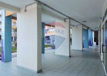 Terrazza - Locale Commerciale Lungomare Goffredo Mameli
 
265/B, Senigallia - foto 7