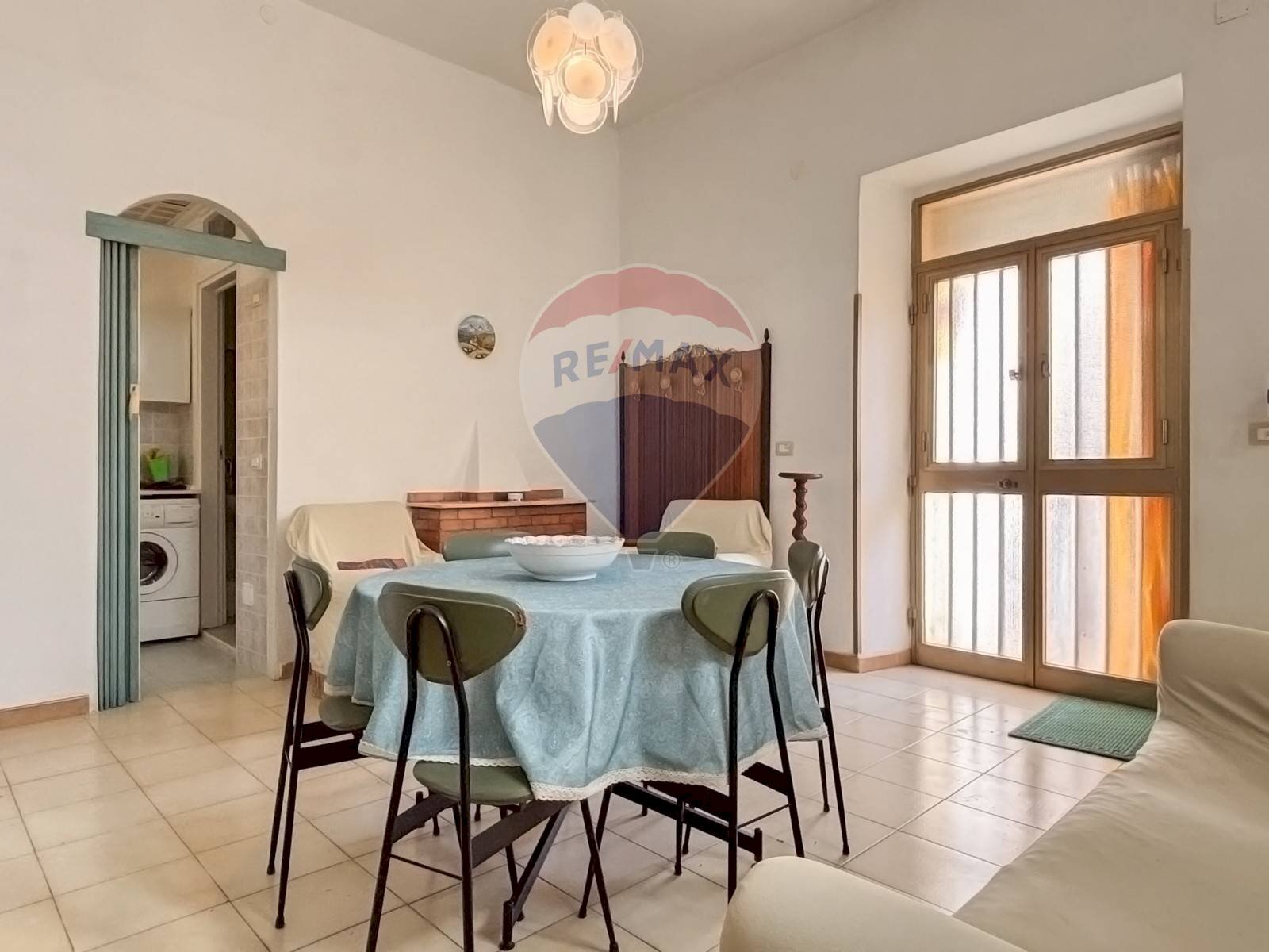 Sala da pranzo - Three-room apartment Piazza Plebiscito
 
9, Sapri - photo 1