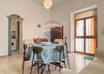 Sala da pranzo - Three-room apartment Piazza Plebiscito
9, Sapri - photo 1