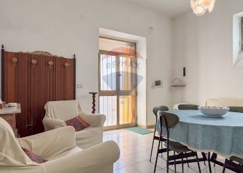 Sala da pranzo - Three-room apartment Piazza Plebiscito
9, Sapri - photo 3