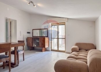 Sala da pranzo - Three-room apartment Piazza Plebiscito
 
9, Sapri - photo 1