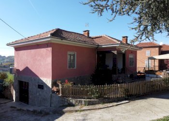 Foto 1 - Casa indipendente strada vecchia
 
4, Montechiaro d'Asti - foto 1