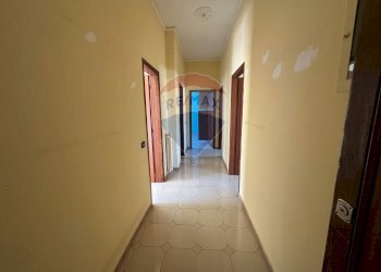 Hall / corridoio - Trilocale Benevento - foto 6