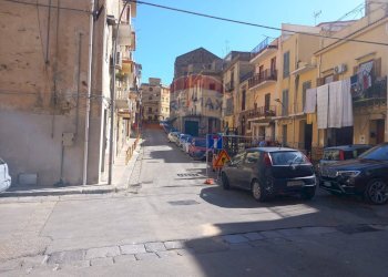 Edificio all\'aperto - Independent house via Balilla
 
6, Carini - photo 8