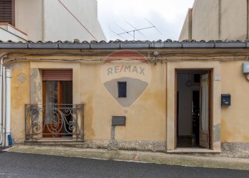 Casa all\'aperto - Casa indipendente Via Gulfi
 
131, Chiaramonte Gulfi - foto 1