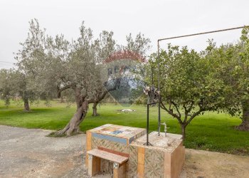 Giardino - Casa indipendente C.da Dicchiara
 
sn, Chiaramonte Gulfi - foto 6