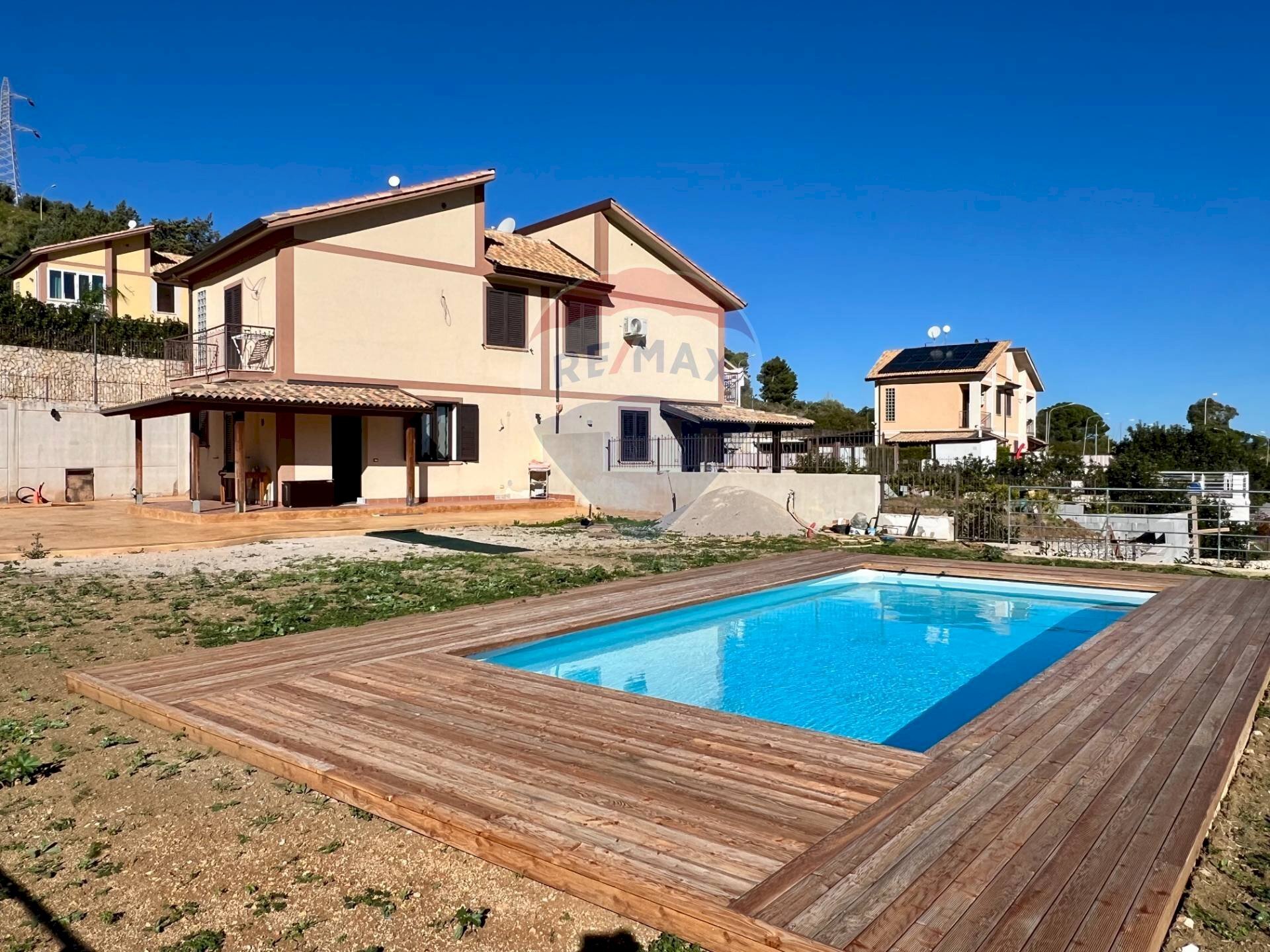 Piscina - Casa semi indipendente RESIDENCE GIULIANA MARIA CONTRADA MORELLO TRABIA- PA
 
SNC, Trabia - foto 1