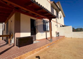 Terrazza - Casa semi indipendente RESIDENCE GIULIANA MARIA CONTRADA MORELLO TRABIA- PA
 
SNC, Trabia - foto 12