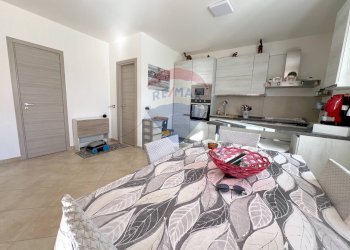 Cucina - Casa semi indipendente RESIDENCE GIULIANA MARIA CONTRADA MORELLO TRABIA- PA
 
SNC, Trabia - foto 15