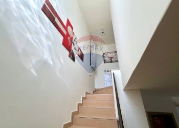 Scale - Casa semi indipendente RESIDENCE GIULIANA MARIA CONTRADA MORELLO TRABIA- PA
 
SNC, Trabia - foto 25