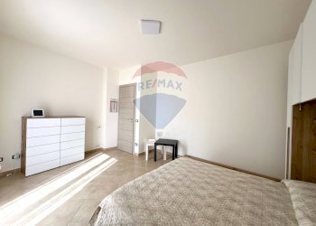 Camera / camera da letto - Casa semi indipendente RESIDENCE GIULIANA MARIA CONTRADA MORELLO TRABIA- PA
 
SNC, Trabia - foto 31