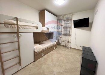 Camera / camera da letto - Casa semi indipendente RESIDENCE GIULIANA MARIA CONTRADA MORELLO TRABIA- PA
 
SNC, Trabia - foto 32