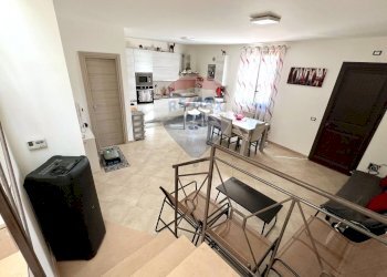 Sala da pranzo - Casa semi indipendente RESIDENCE GIULIANA MARIA CONTRADA MORELLO TRABIA- PA
 
SNC, Trabia - foto 39