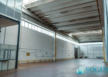 Capannone_3 - Capannone Via Giovanni Paolo II
 
1, Colverde - foto 6