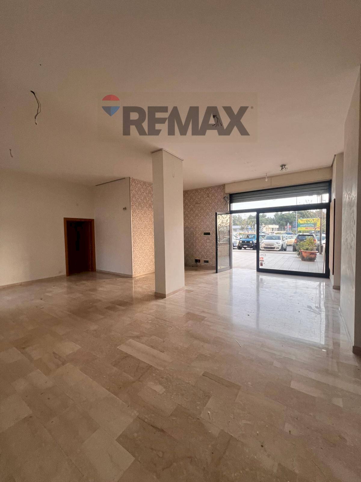 Stanza vuota - Commercial Premises Via Giustino Fortunato
27, Triggiano - photo 3