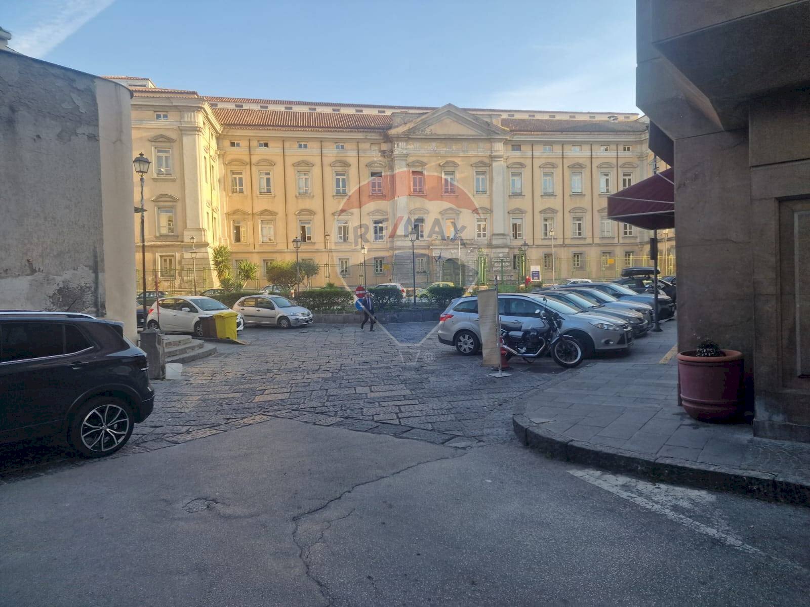 Edificio all\'aperto - Locale Commerciale Aversa - foto 1