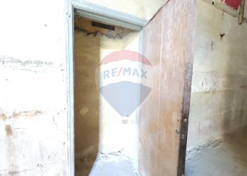 Stanza vuota - Locale Commerciale Aversa - foto 14