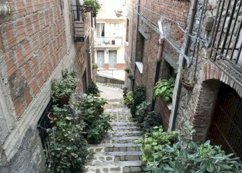 vista - Casa indipendente Francesco Crispi
 
7, San Mauro Castelverde - foto 10