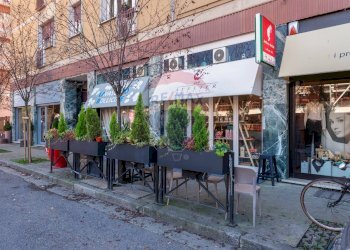 Edificio all\'aperto - Attività Commerciale Via Famiglia Boccacci
 
29, Brescia - foto 5