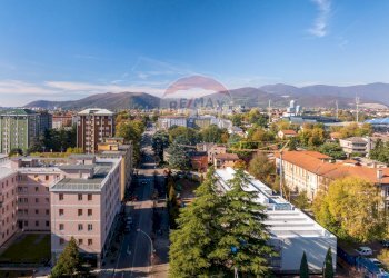 Edificio all\'aperto - Attività Commerciale Via Famiglia Boccacci
 
29, Brescia - foto 28