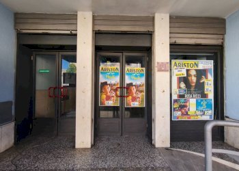 Foto 3 - Locale Commerciale Via Roma
42, Collepasso - foto 3