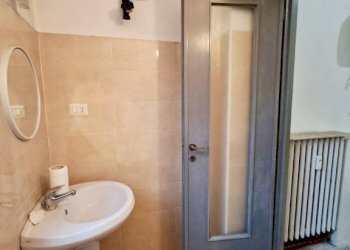 Bagno - Shop via Privata Narcisio Gambalunga, 9, Venaria Reale - photo 9