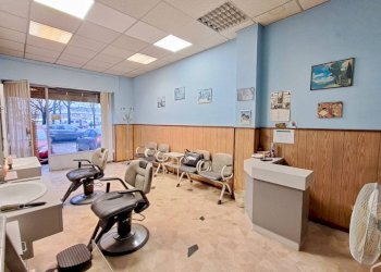 Interno non residenziale - Shop via Privata Narcisio Gambalunga, 9, Venaria Reale - photo 1