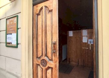 Interno palazzo - Restaurant piazza Santa Croce, 1, Caluso - photo 6