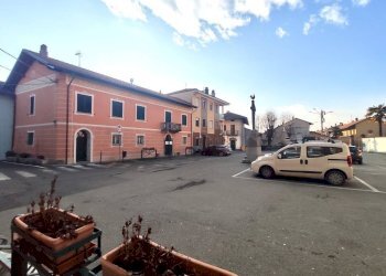 Zona - Restaurant piazza Santa Croce, 1, Caluso - photo 8