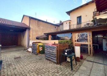 Cortile interno - Restaurant piazza Santa Croce, 1, Caluso - photo 24