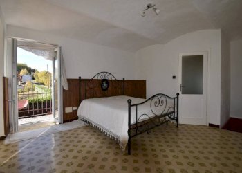 Camera da letto - Villa a Schiera via Collina Forni, Montaldo Scarampi - foto 40