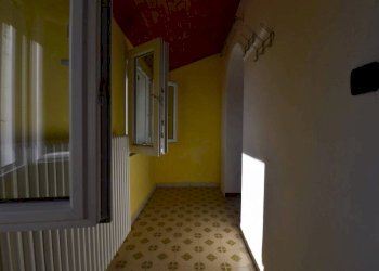 Corridoio - Villa a Schiera via Collina Forni, Montaldo Scarampi - foto 41