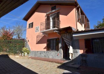Facciata - Villa a Schiera via Collina Forni, Montaldo Scarampi - foto 48