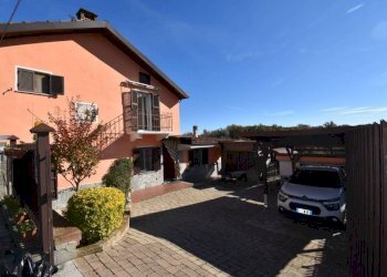 Giardino - Villa a Schiera via Collina Forni, Montaldo Scarampi - foto 1