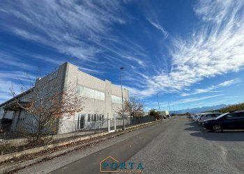 Foto 3 - Capannone Strada delle Alpi
 
9, Carrù - foto 3