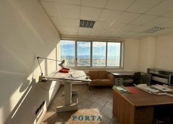 Foto 6 - Capannone Strada delle Alpi
 
9, Carrù - foto 6