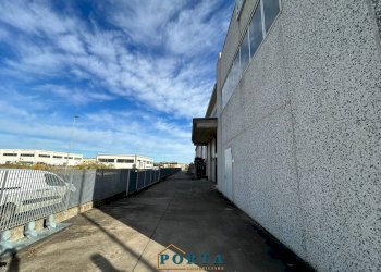 Foto 42 - Capannone Strada delle Alpi
 
9, Carrù - foto 42