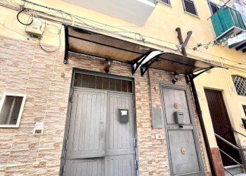 Foto 1 - Bilocale Vicolo La Rocca Alle Case Nuove, Palermo - foto 1