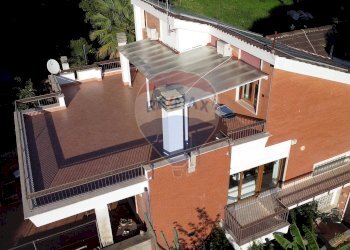 Edificio all\'aperto - Villa Via Appia Nuova
 
9, Ariccia - foto 7