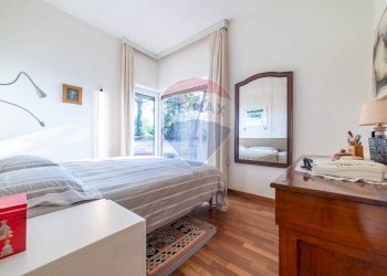 Camera / camera da letto - Villa Via Appia Nuova
 
9, Ariccia - foto 36